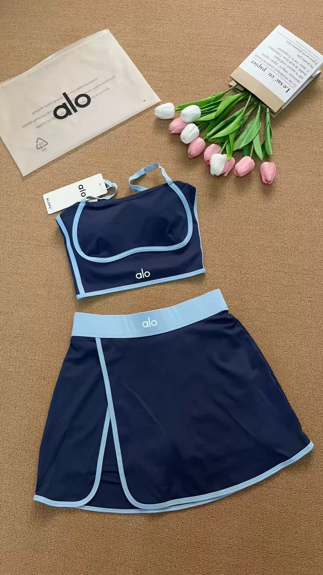 Alo Yoga Set 2026 Women's — view 3