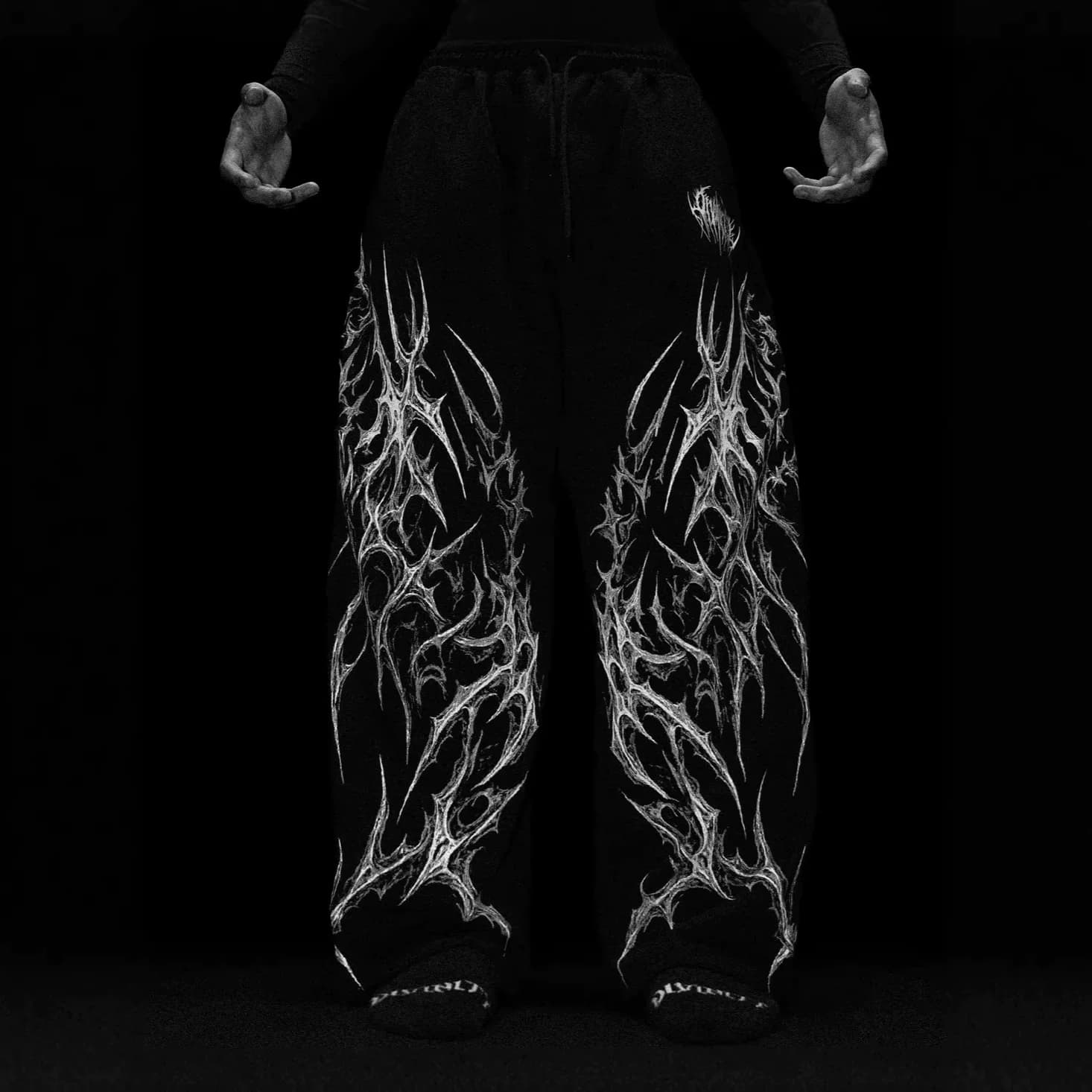 Breathe Divinity Thorn Jogger — view 6