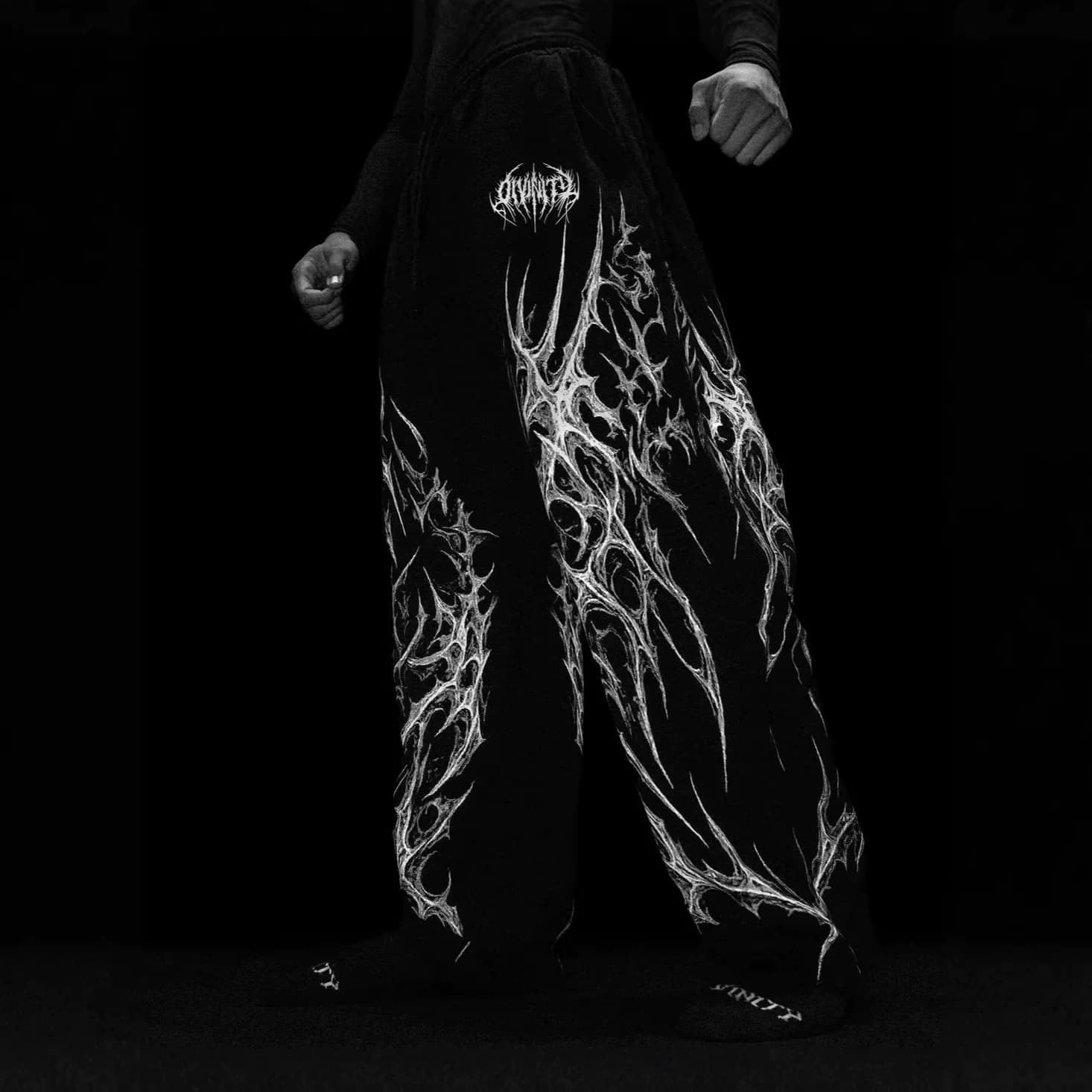 Breathe Divinity Thorn Jogger — view 7