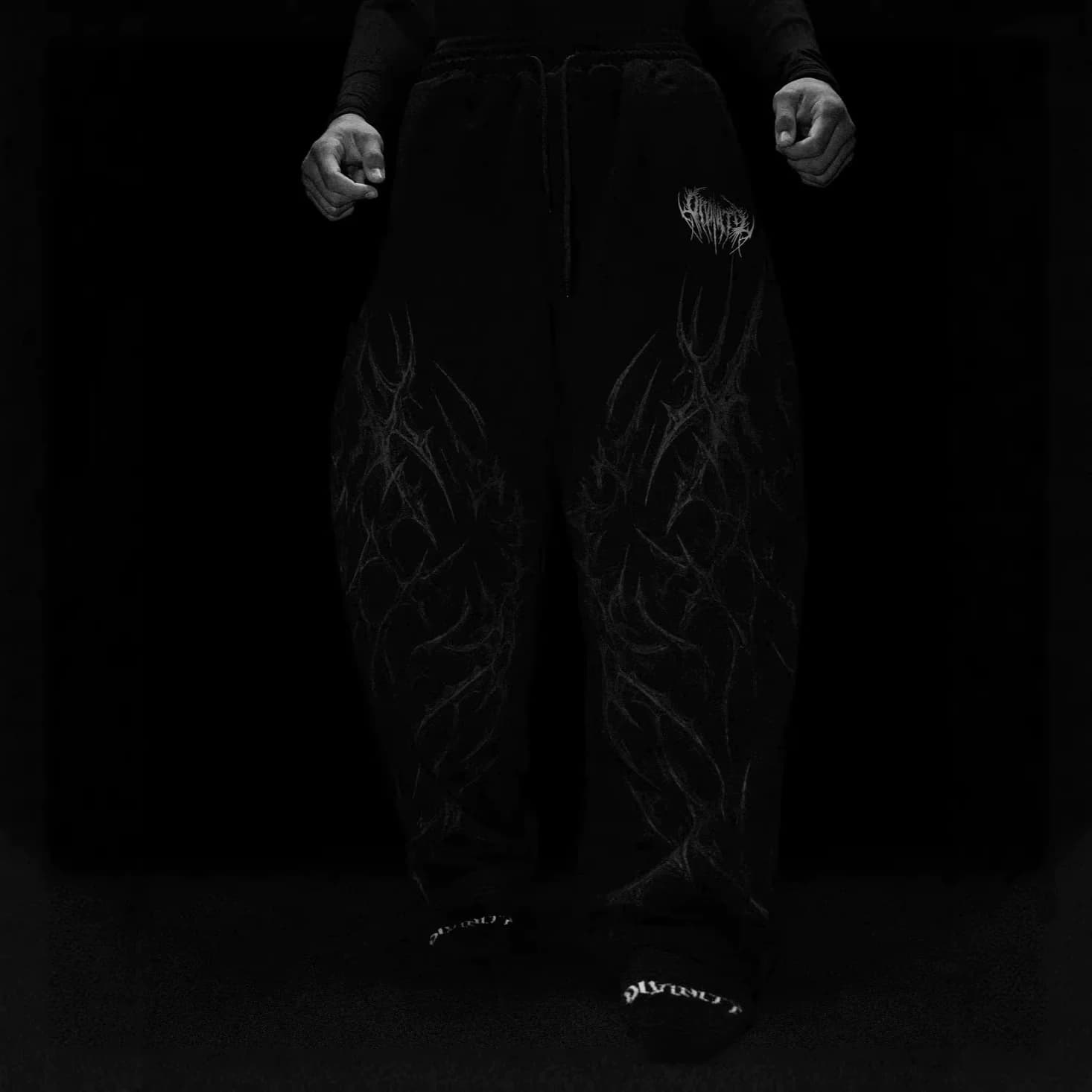 Breathe Divinity Thorn Jogger — view 8