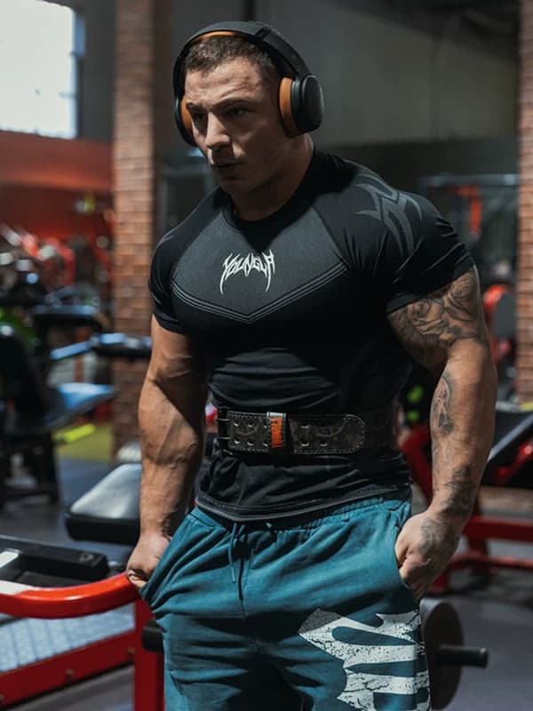 Youngla Quick-Dry Compression Tee — view 9